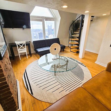 Skyline At Your Door - Studio With A View Pittsburgh Exterior foto