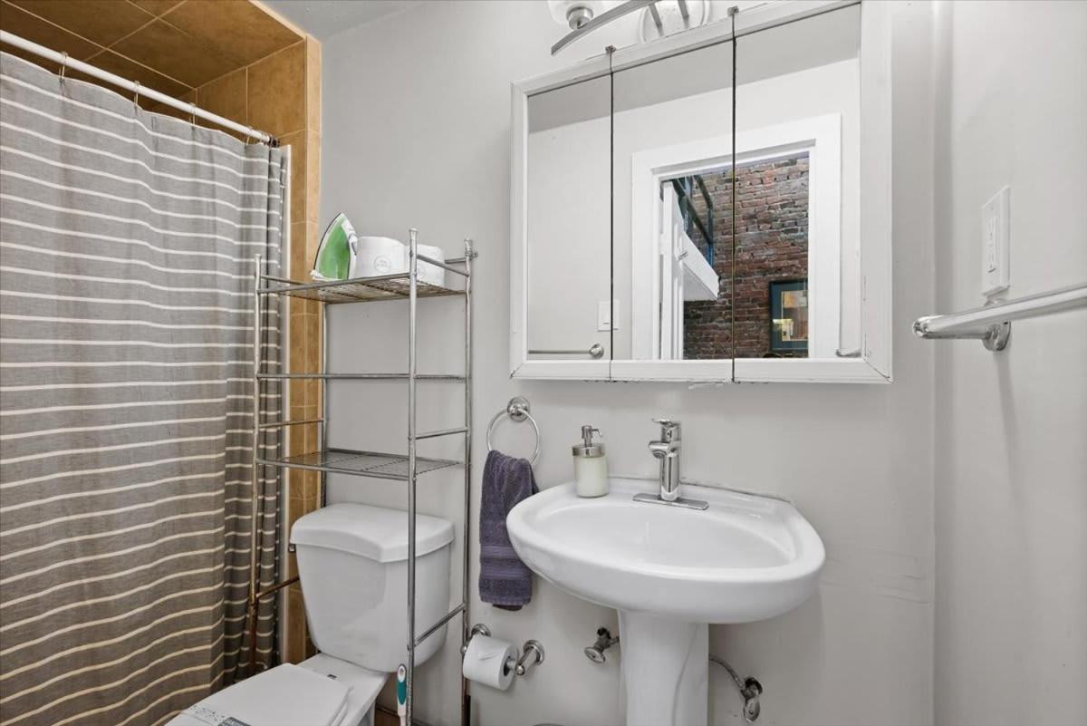Skyline At Your Door - Studio With A View Pittsburgh Exterior foto