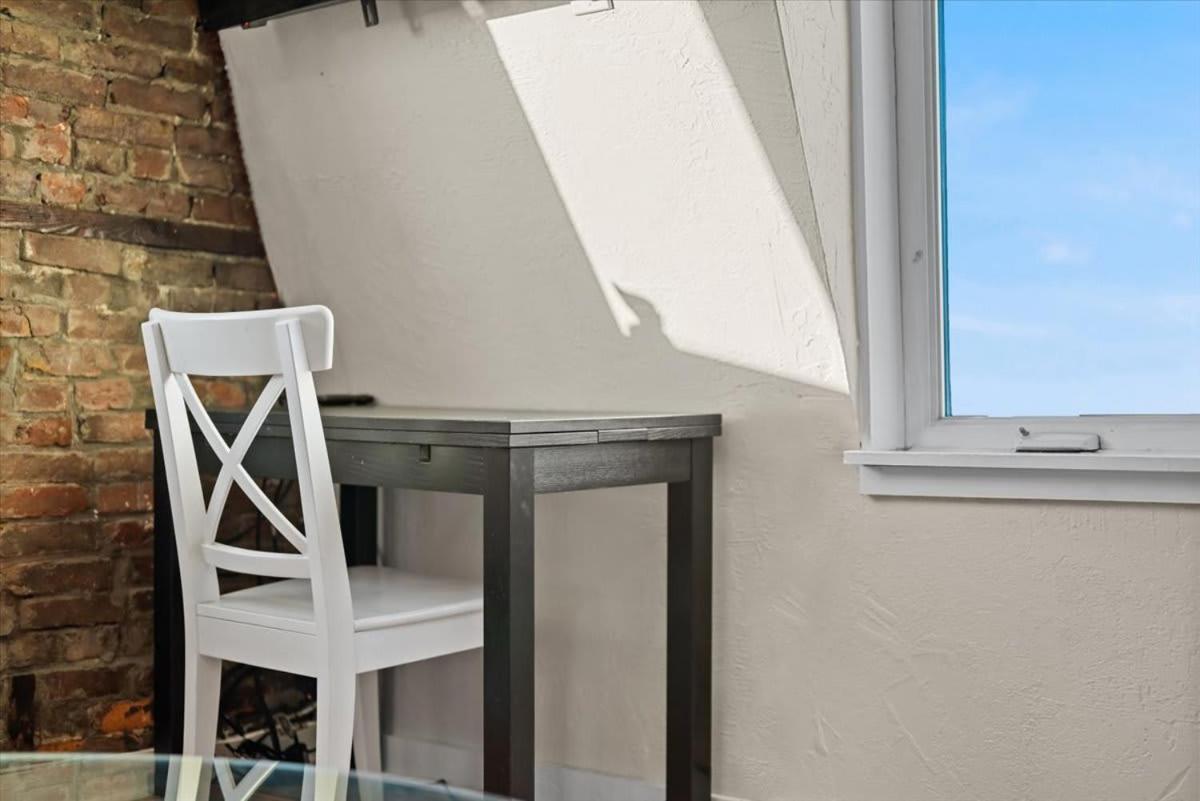 Skyline At Your Door - Studio With A View Pittsburgh Exterior foto